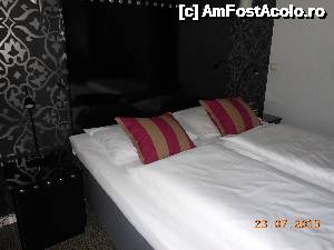 [P12] Clarion Collection Hotel Arcticus - Harstad. Camera 514, patul confortabil, cu tablie, noptiere şi corpuri de iluminat.  » foto by iulianic
 - 
<span class="allrVoted glyphicon glyphicon-heart hidden" id="av482878"></span>
<a class="m-l-10 hidden" id="sv482878" onclick="voting_Foto_DelVot(,482878,15738)" role="button">șterge vot <span class="glyphicon glyphicon-remove"></span></a>
<a id="v9482878" class=" c-red"  onclick="voting_Foto_SetVot(482878)" role="button"><span class="glyphicon glyphicon-heart-empty"></span> <b>LIKE</b> = Votează poza</a> <img class="hidden"  id="f482878W9" src="/imagini/loader.gif" border="0" /><span class="AjErrMes hidden" id="e482878ErM"></span>