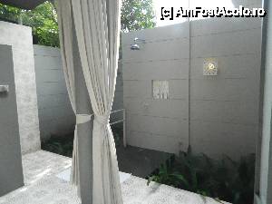 [P06] Dus cald/rece pe timp de ploaie :)))  » foto by allina
 - 
<span class="allrVoted glyphicon glyphicon-heart hidden" id="av484145"></span>
<a class="m-l-10 hidden" id="sv484145" onclick="voting_Foto_DelVot(,484145,15772)" role="button">șterge vot <span class="glyphicon glyphicon-remove"></span></a>
<a id="v9484145" class=" c-red"  onclick="voting_Foto_SetVot(484145)" role="button"><span class="glyphicon glyphicon-heart-empty"></span> <b>LIKE</b> = Votează poza</a> <img class="hidden"  id="f484145W9" src="/imagini/loader.gif" border="0" /><span class="AjErrMes hidden" id="e484145ErM"></span>