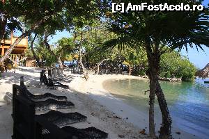 [P06] insula avea si o zona de plaja cu nisip alb si apa verde » foto by Pami*
 - 
<span class="allrVoted glyphicon glyphicon-heart hidden" id="av487406"></span>
<a class="m-l-10 hidden" id="sv487406" onclick="voting_Foto_DelVot(,487406,15814)" role="button">șterge vot <span class="glyphicon glyphicon-remove"></span></a>
<a id="v9487406" class=" c-red"  onclick="voting_Foto_SetVot(487406)" role="button"><span class="glyphicon glyphicon-heart-empty"></span> <b>LIKE</b> = Votează poza</a> <img class="hidden"  id="f487406W9" src="/imagini/loader.gif" border="0" /><span class="AjErrMes hidden" id="e487406ErM"></span>