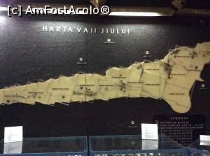 [P05] Muzeul Mineritului - O harta a Vaii Jiului insotita de explicatii » foto by mishu
 - 
<span class="allrVoted glyphicon glyphicon-heart hidden" id="av861172"></span>
<a class="m-l-10 hidden" id="sv861172" onclick="voting_Foto_DelVot(,861172,15838)" role="button">șterge vot <span class="glyphicon glyphicon-remove"></span></a>
<a id="v9861172" class=" c-red"  onclick="voting_Foto_SetVot(861172)" role="button"><span class="glyphicon glyphicon-heart-empty"></span> <b>LIKE</b> = Votează poza</a> <img class="hidden"  id="f861172W9" src="/imagini/loader.gif" border="0" /><span class="AjErrMes hidden" id="e861172ErM"></span>