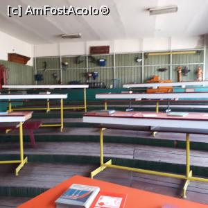 [P25] vizita fosta mina Petrila - fosta cladire administrativa - sala de curs » foto by Chloe
 - 
<span class="allrVoted glyphicon glyphicon-heart hidden" id="av1089641"></span>
<a class="m-l-10 hidden" id="sv1089641" onclick="voting_Foto_DelVot(,1089641,15838)" role="button">șterge vot <span class="glyphicon glyphicon-remove"></span></a>
<a id="v91089641" class=" c-red"  onclick="voting_Foto_SetVot(1089641)" role="button"><span class="glyphicon glyphicon-heart-empty"></span> <b>LIKE</b> = Votează poza</a> <img class="hidden"  id="f1089641W9" src="/imagini/loader.gif" border="0" /><span class="AjErrMes hidden" id="e1089641ErM"></span>