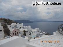 [P02] Oia cea frumoasa cu ale sale case albe.  » foto by Rodel
 - 
<span class="allrVoted glyphicon glyphicon-heart hidden" id="av429603"></span>
<a class="m-l-10 hidden" id="sv429603" onclick="voting_Foto_DelVot(,429603,16213)" role="button">șterge vot <span class="glyphicon glyphicon-remove"></span></a>
<a id="v9429603" class=" c-red"  onclick="voting_Foto_SetVot(429603)" role="button"><span class="glyphicon glyphicon-heart-empty"></span> <b>LIKE</b> = Votează poza</a> <img class="hidden"  id="f429603W9" src="/imagini/loader.gif" border="0" /><span class="AjErrMes hidden" id="e429603ErM"></span>