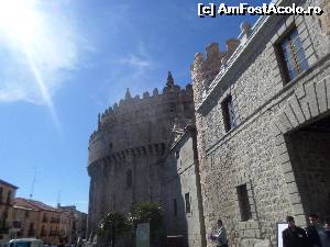 [P11] In dreapta zidurile cetatii, in stanga cladiri din orasul nou » foto by amero
 - 
<span class="allrVoted glyphicon glyphicon-heart hidden" id="av619403"></span>
<a class="m-l-10 hidden" id="sv619403" onclick="voting_Foto_DelVot(,619403,16214)" role="button">șterge vot <span class="glyphicon glyphicon-remove"></span></a>
<a id="v9619403" class=" c-red"  onclick="voting_Foto_SetVot(619403)" role="button"><span class="glyphicon glyphicon-heart-empty"></span> <b>LIKE</b> = Votează poza</a> <img class="hidden"  id="f619403W9" src="/imagini/loader.gif" border="0" /><span class="AjErrMes hidden" id="e619403ErM"></span>