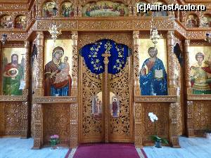 [P41] Mănăstirea Colilia - vedere interioară din biserica cu hramul ”Intrarea în Biserică a Maicii Domnului” » foto by mariana.olaru
 - 
<span class="allrVoted glyphicon glyphicon-heart hidden" id="av503276"></span>
<a class="m-l-10 hidden" id="sv503276" onclick="voting_Foto_DelVot(,503276,16273)" role="button">șterge vot <span class="glyphicon glyphicon-remove"></span></a>
<a id="v9503276" class=" c-red"  onclick="voting_Foto_SetVot(503276)" role="button"><span class="glyphicon glyphicon-heart-empty"></span> <b>LIKE</b> = Votează poza</a> <img class="hidden"  id="f503276W9" src="/imagini/loader.gif" border="0" /><span class="AjErrMes hidden" id="e503276ErM"></span>