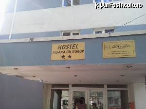 [P01] intrarea in hostel » foto by nelu73
 - 
<span class="allrVoted glyphicon glyphicon-heart hidden" id="av504672"></span>
<a class="m-l-10 hidden" id="sv504672" onclick="voting_Foto_DelVot(,504672,16296)" role="button">șterge vot <span class="glyphicon glyphicon-remove"></span></a>
<a id="v9504672" class=" c-red"  onclick="voting_Foto_SetVot(504672)" role="button"><span class="glyphicon glyphicon-heart-empty"></span> <b>LIKE</b> = Votează poza</a> <img class="hidden"  id="f504672W9" src="/imagini/loader.gif" border="0" /><span class="AjErrMes hidden" id="e504672ErM"></span>