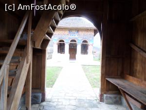 [P03] Biserica văzută din turnul clopotniţă.  » foto by Safta Radu
 - 
<span class="allrVoted glyphicon glyphicon-heart hidden" id="av956926"></span>
<a class="m-l-10 hidden" id="sv956926" onclick="voting_Foto_DelVot(,956926,16498)" role="button">șterge vot <span class="glyphicon glyphicon-remove"></span></a>
<a id="v9956926" class=" c-red"  onclick="voting_Foto_SetVot(956926)" role="button"><span class="glyphicon glyphicon-heart-empty"></span> <b>LIKE</b> = Votează poza</a> <img class="hidden"  id="f956926W9" src="/imagini/loader.gif" border="0" /><span class="AjErrMes hidden" id="e956926ErM"></span>