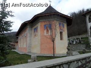 [P07] Biserica din Proieni.  » foto by Safta Radu
 - 
<span class="allrVoted glyphicon glyphicon-heart hidden" id="av956930"></span>
<a class="m-l-10 hidden" id="sv956930" onclick="voting_Foto_DelVot(,956930,16498)" role="button">șterge vot <span class="glyphicon glyphicon-remove"></span></a>
<a id="v9956930" class=" c-red"  onclick="voting_Foto_SetVot(956930)" role="button"><span class="glyphicon glyphicon-heart-empty"></span> <b>LIKE</b> = Votează poza</a> <img class="hidden"  id="f956930W9" src="/imagini/loader.gif" border="0" /><span class="AjErrMes hidden" id="e956930ErM"></span>