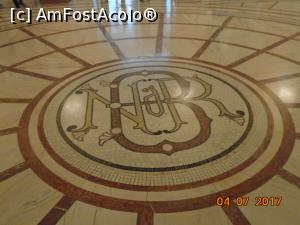 [P03] Sigla BNR din holul central » foto by Mitica49
 - 
<span class="allrVoted glyphicon glyphicon-heart hidden" id="av930034"></span>
<a class="m-l-10 hidden" id="sv930034" onclick="voting_Foto_DelVot(,930034,16545)" role="button">șterge vot <span class="glyphicon glyphicon-remove"></span></a>
<a id="v9930034" class=" c-red"  onclick="voting_Foto_SetVot(930034)" role="button"><span class="glyphicon glyphicon-heart-empty"></span> <b>LIKE</b> = Votează poza</a> <img class="hidden"  id="f930034W9" src="/imagini/loader.gif" border="0" /><span class="AjErrMes hidden" id="e930034ErM"></span>