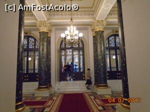 [P06] Palatul vechi, holul central » foto by Mitica49
 - 
<span class="allrVoted glyphicon glyphicon-heart hidden" id="av930037"></span>
<a class="m-l-10 hidden" id="sv930037" onclick="voting_Foto_DelVot(,930037,16545)" role="button">șterge vot <span class="glyphicon glyphicon-remove"></span></a>
<a id="v9930037" class=" c-red"  onclick="voting_Foto_SetVot(930037)" role="button"><span class="glyphicon glyphicon-heart-empty"></span> <b>LIKE</b> = Votează poza</a> <img class="hidden"  id="f930037W9" src="/imagini/loader.gif" border="0" /><span class="AjErrMes hidden" id="e930037ErM"></span>