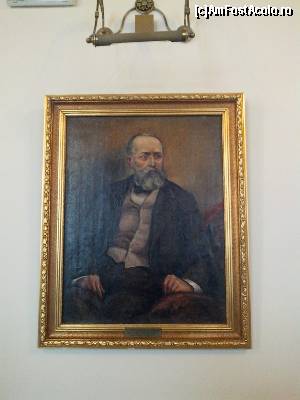 [P21] Portret în Galeria Guvernatorilor.  » foto by tata123 🔱
 - 
<span class="allrVoted glyphicon glyphicon-heart hidden" id="av619097"></span>
<a class="m-l-10 hidden" id="sv619097" onclick="voting_Foto_DelVot(,619097,16545)" role="button">șterge vot <span class="glyphicon glyphicon-remove"></span></a>
<a id="v9619097" class=" c-red"  onclick="voting_Foto_SetVot(619097)" role="button"><span class="glyphicon glyphicon-heart-empty"></span> <b>LIKE</b> = Votează poza</a> <img class="hidden"  id="f619097W9" src="/imagini/loader.gif" border="0" /><span class="AjErrMes hidden" id="e619097ErM"></span>