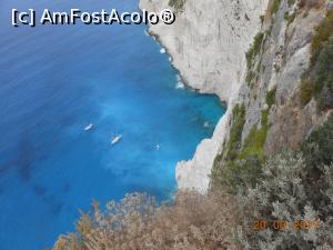 [P03] Zakynthos - În dreapta Plajei Navagio. Vedere de la balcon.  » foto by iulianic
 - 
<span class="allrVoted glyphicon glyphicon-heart hidden" id="av909513"></span>
<a class="m-l-10 hidden" id="sv909513" onclick="voting_Foto_DelVot(,909513,16617)" role="button">șterge vot <span class="glyphicon glyphicon-remove"></span></a>
<a id="v9909513" class=" c-red"  onclick="voting_Foto_SetVot(909513)" role="button"><span class="glyphicon glyphicon-heart-empty"></span> <b>LIKE</b> = Votează poza</a> <img class="hidden"  id="f909513W9" src="/imagini/loader.gif" border="0" /><span class="AjErrMes hidden" id="e909513ErM"></span>