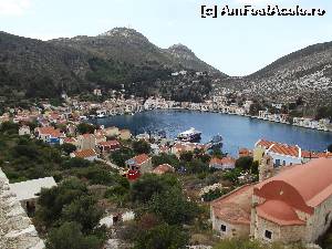 [P41] Vedere panoramica asupra portului realizata de la castel » foto by irinad
 - 
<span class="allrVoted glyphicon glyphicon-heart hidden" id="av521057"></span>
<a class="m-l-10 hidden" id="sv521057" onclick="voting_Foto_DelVot(,521057,16660)" role="button">șterge vot <span class="glyphicon glyphicon-remove"></span></a>
<a id="v9521057" class=" c-red"  onclick="voting_Foto_SetVot(521057)" role="button"><span class="glyphicon glyphicon-heart-empty"></span> <b>LIKE</b> = Votează poza</a> <img class="hidden"  id="f521057W9" src="/imagini/loader.gif" border="0" /><span class="AjErrMes hidden" id="e521057ErM"></span>