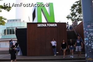 [P37] Seoul, N Seoul Tower la intrare » foto by mprofeanu
 - 
<span class="allrVoted glyphicon glyphicon-heart hidden" id="av791229"></span>
<a class="m-l-10 hidden" id="sv791229" onclick="voting_Foto_DelVot(,791229,16707)" role="button">șterge vot <span class="glyphicon glyphicon-remove"></span></a>
<a id="v9791229" class=" c-red"  onclick="voting_Foto_SetVot(791229)" role="button"><span class="glyphicon glyphicon-heart-empty"></span> <b>LIKE</b> = Votează poza</a> <img class="hidden"  id="f791229W9" src="/imagini/loader.gif" border="0" /><span class="AjErrMes hidden" id="e791229ErM"></span>