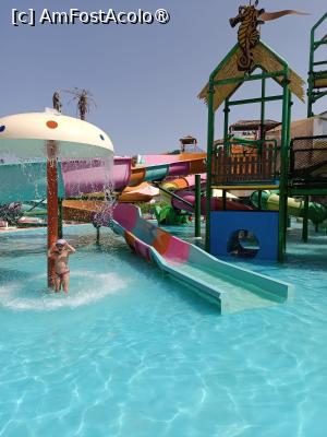 [P04] Aquapark zona pt cei mici » foto by Florenta90
 - 
<span class="allrVoted glyphicon glyphicon-heart hidden" id="av1518146"></span>
<a class="m-l-10 hidden" id="sv1518146" onclick="voting_Foto_DelVot(,1518146,16748)" role="button">șterge vot <span class="glyphicon glyphicon-remove"></span></a>
<a id="v91518146" class=" c-red"  onclick="voting_Foto_SetVot(1518146)" role="button"><span class="glyphicon glyphicon-heart-empty"></span> <b>LIKE</b> = Votează poza</a> <img class="hidden"  id="f1518146W9" src="/imagini/loader.gif" border="0" /><span class="AjErrMes hidden" id="e1518146ErM"></span>