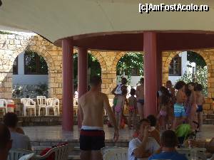 [P04] animatie copii la care participau in numar mare » foto by gabitu67dica
 - 
<span class="allrVoted glyphicon glyphicon-heart hidden" id="av664000"></span>
<a class="m-l-10 hidden" id="sv664000" onclick="voting_Foto_DelVot(,664000,16766)" role="button">șterge vot <span class="glyphicon glyphicon-remove"></span></a>
<a id="v9664000" class=" c-red"  onclick="voting_Foto_SetVot(664000)" role="button"><span class="glyphicon glyphicon-heart-empty"></span> <b>LIKE</b> = Votează poza</a> <img class="hidden"  id="f664000W9" src="/imagini/loader.gif" border="0" /><span class="AjErrMes hidden" id="e664000ErM"></span>