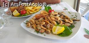 [P20] Kalamari, mix de fructe de mare, taverna Aquarius » foto by irinad
 - 
<span class="allrVoted glyphicon glyphicon-heart hidden" id="av1215778"></span>
<a class="m-l-10 hidden" id="sv1215778" onclick="voting_Foto_DelVot(,1215778,16774)" role="button">șterge vot <span class="glyphicon glyphicon-remove"></span></a>
<a id="v91215778" class=" c-red"  onclick="voting_Foto_SetVot(1215778)" role="button"><span class="glyphicon glyphicon-heart-empty"></span> <b>LIKE</b> = Votează poza</a> <img class="hidden"  id="f1215778W9" src="/imagini/loader.gif" border="0" /><span class="AjErrMes hidden" id="e1215778ErM"></span>