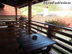[P05] balconul cu privelistea minunata » foto by krisstinna
 - 
<span class="allrVoted glyphicon glyphicon-heart hidden" id="av529798"></span>
<a class="m-l-10 hidden" id="sv529798" onclick="voting_Foto_DelVot(,529798,16874)" role="button">șterge vot <span class="glyphicon glyphicon-remove"></span></a>
<a id="v9529798" class=" c-red"  onclick="voting_Foto_SetVot(529798)" role="button"><span class="glyphicon glyphicon-heart-empty"></span> <b>LIKE</b> = Votează poza</a> <img class="hidden"  id="f529798W9" src="/imagini/loader.gif" border="0" /><span class="AjErrMes hidden" id="e529798ErM"></span>