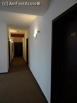 [P05] Hol etaj - Hotel Alexis, Cluj.  » foto by tata123 🔱
 - 
<span class="allrVoted glyphicon glyphicon-heart hidden" id="av1026574"></span>
<a class="m-l-10 hidden" id="sv1026574" onclick="voting_Foto_DelVot(,1026574,16985)" role="button">șterge vot <span class="glyphicon glyphicon-remove"></span></a>
<a id="v91026574" class=" c-red"  onclick="voting_Foto_SetVot(1026574)" role="button"><span class="glyphicon glyphicon-heart-empty"></span> <b>LIKE</b> = Votează poza</a> <img class="hidden"  id="f1026574W9" src="/imagini/loader.gif" border="0" /><span class="AjErrMes hidden" id="e1026574ErM"></span>