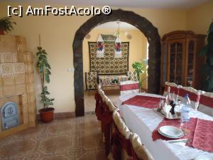 [P15] Sala de mese » foto by c-kosty
 - 
<span class="allrVoted glyphicon glyphicon-heart hidden" id="av790488"></span>
<a class="m-l-10 hidden" id="sv790488" onclick="voting_Foto_DelVot(,790488,17102)" role="button">șterge vot <span class="glyphicon glyphicon-remove"></span></a>
<a id="v9790488" class=" c-red"  onclick="voting_Foto_SetVot(790488)" role="button"><span class="glyphicon glyphicon-heart-empty"></span> <b>LIKE</b> = Votează poza</a> <img class="hidden"  id="f790488W9" src="/imagini/loader.gif" border="0" /><span class="AjErrMes hidden" id="e790488ErM"></span>