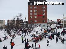 [P15] piata centrala din kiruna » foto by gigioc
 - 
<span class="allrVoted glyphicon glyphicon-heart hidden" id="av114284"></span>
<a class="m-l-10 hidden" id="sv114284" onclick="voting_Foto_DelVot(,114284,17292)" role="button">șterge vot <span class="glyphicon glyphicon-remove"></span></a>
<a id="v9114284" class=" c-red"  onclick="voting_Foto_SetVot(114284)" role="button"><span class="glyphicon glyphicon-heart-empty"></span> <b>LIKE</b> = Votează poza</a> <img class="hidden"  id="f114284W9" src="/imagini/loader.gif" border="0" /><span class="AjErrMes hidden" id="e114284ErM"></span>