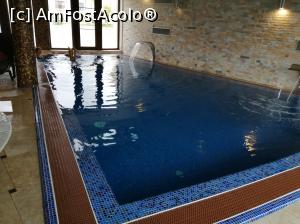 [P18] Piscina interioara apa 30 grade » foto by nelu73
 - 
<span class="allrVoted glyphicon glyphicon-heart hidden" id="av1122428"></span>
<a class="m-l-10 hidden" id="sv1122428" onclick="voting_Foto_DelVot(,1122428,17310)" role="button">șterge vot <span class="glyphicon glyphicon-remove"></span></a>
<a id="v91122428" class=" c-red"  onclick="voting_Foto_SetVot(1122428)" role="button"><span class="glyphicon glyphicon-heart-empty"></span> <b>LIKE</b> = Votează poza</a> <img class="hidden"  id="f1122428W9" src="/imagini/loader.gif" border="0" /><span class="AjErrMes hidden" id="e1122428ErM"></span>