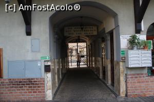 [P27] Kraków, Apartamenty Patria, Ieșirea din Curte » foto by mprofeanu
 - 
<span class="allrVoted glyphicon glyphicon-heart hidden" id="av1333379"></span>
<a class="m-l-10 hidden" id="sv1333379" onclick="voting_Foto_DelVot(,1333379,17319)" role="button">șterge vot <span class="glyphicon glyphicon-remove"></span></a>
<a id="v91333379" class=" c-red"  onclick="voting_Foto_SetVot(1333379)" role="button"><span class="glyphicon glyphicon-heart-empty"></span> <b>LIKE</b> = Votează poza</a> <img class="hidden"  id="f1333379W9" src="/imagini/loader.gif" border="0" /><span class="AjErrMes hidden" id="e1333379ErM"></span>