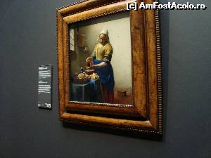 [P08] Am intrat in Galeria de Onoare si admir tabloul lui Vermeer, LAPTAREASA... dupa multa asteptare la coada » foto by mireille
 - 
<span class="allrVoted glyphicon glyphicon-heart hidden" id="av549662"></span>
<a class="m-l-10 hidden" id="sv549662" onclick="voting_Foto_DelVot(,549662,17324)" role="button">șterge vot <span class="glyphicon glyphicon-remove"></span></a>
<a id="v9549662" class=" c-red"  onclick="voting_Foto_SetVot(549662)" role="button"><span class="glyphicon glyphicon-heart-empty"></span> <b>LIKE</b> = Votează poza</a> <img class="hidden"  id="f549662W9" src="/imagini/loader.gif" border="0" /><span class="AjErrMes hidden" id="e549662ErM"></span>