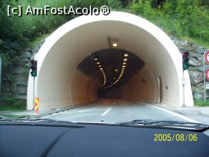 [P03] primul tunel de pe autostrada care leaga Austria de Italia...  » foto by Tomi si Lili
 - 
<span class="allrVoted glyphicon glyphicon-heart hidden" id="av721576"></span>
<a class="m-l-10 hidden" id="sv721576" onclick="voting_Foto_DelVot(,721576,17391)" role="button">șterge vot <span class="glyphicon glyphicon-remove"></span></a>
<a id="v9721576" class=" c-red"  onclick="voting_Foto_SetVot(721576)" role="button"><span class="glyphicon glyphicon-heart-empty"></span> <b>LIKE</b> = Votează poza</a> <img class="hidden"  id="f721576W9" src="/imagini/loader.gif" border="0" /><span class="AjErrMes hidden" id="e721576ErM"></span>