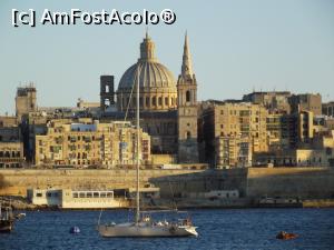 P01 [FEB-2018] Biserica Sfintei Fecioare de pe muntele Carmel şi Catedrala Anglicană văzute din Sliema