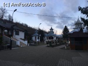 [P02] Mănăstirea Brazi Panciu » foto by Yersinia Pestis
 - 
<span class="allrVoted glyphicon glyphicon-heart hidden" id="av1412930"></span>
<a class="m-l-10 hidden" id="sv1412930" onclick="voting_Foto_DelVot(,1412930,17524)" role="button">șterge vot <span class="glyphicon glyphicon-remove"></span></a>
<a id="v91412930" class=" c-red"  onclick="voting_Foto_SetVot(1412930)" role="button"><span class="glyphicon glyphicon-heart-empty"></span> <b>LIKE</b> = Votează poza</a> <img class="hidden"  id="f1412930W9" src="/imagini/loader.gif" border="0" /><span class="AjErrMes hidden" id="e1412930ErM"></span>