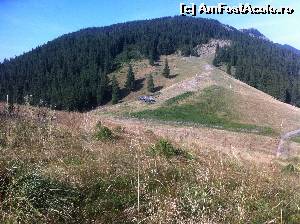 [P09] Șaua Golici. Se vede stâna părăsită, în spatele ei,în stânga fotografiei, drumul spre creasta Vf. Coza, în dreapta, drumul spre Stâna ”La izvor” » foto by Yersinia Pestis
 - 
<span class="allrVoted glyphicon glyphicon-heart hidden" id="av660642"></span>
<a class="m-l-10 hidden" id="sv660642" onclick="voting_Foto_DelVot(,660642,17524)" role="button">șterge vot <span class="glyphicon glyphicon-remove"></span></a>
<a id="v9660642" class=" c-red"  onclick="voting_Foto_SetVot(660642)" role="button"><span class="glyphicon glyphicon-heart-empty"></span> <b>LIKE</b> = Votează poza</a> <img class="hidden"  id="f660642W9" src="/imagini/loader.gif" border="0" /><span class="AjErrMes hidden" id="e660642ErM"></span>