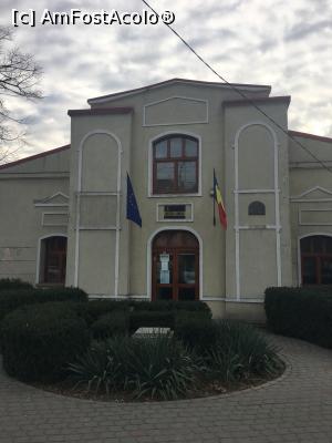 [P27] Fosta Vama Focșani din anii Unirii. În față se vede amplasamentul bornei de hotar » foto by Yersinia Pestis <span class="label label-default labelC_thin small">NEVOTABILĂ</span>