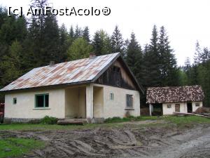 [P61] Stația de unde începea linia ferată îngustă spre Comandău » foto by Yersinia Pestis <span class="label label-default labelC_thin small">NEVOTABILĂ</span>