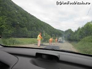 [P03] La ieşirea din Ojdula 6-7 km drum în lucru » foto by Michi
 - 
<span class="allrVoted glyphicon glyphicon-heart hidden" id="av629998"></span>
<a class="m-l-10 hidden" id="sv629998" onclick="voting_Foto_DelVot(,629998,17524)" role="button">șterge vot <span class="glyphicon glyphicon-remove"></span></a>
<a id="v9629998" class=" c-red"  onclick="voting_Foto_SetVot(629998)" role="button"><span class="glyphicon glyphicon-heart-empty"></span> <b>LIKE</b> = Votează poza</a> <img class="hidden"  id="f629998W9" src="/imagini/loader.gif" border="0" /><span class="AjErrMes hidden" id="e629998ErM"></span>
