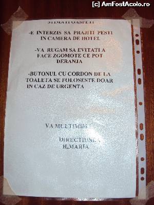 [P12] 12. Oare ce s-a întâmplat în hotel de este nevoie de un asemenea anunț » foto by msnd
 - 
<span class="allrVoted glyphicon glyphicon-heart hidden" id="av560188"></span>
<a class="m-l-10 hidden" id="sv560188" onclick="voting_Foto_DelVot(,560188,17533)" role="button">șterge vot <span class="glyphicon glyphicon-remove"></span></a>
<a id="v9560188" class=" c-red"  onclick="voting_Foto_SetVot(560188)" role="button"><span class="glyphicon glyphicon-heart-empty"></span> <b>LIKE</b> = Votează poza</a> <img class="hidden"  id="f560188W9" src="/imagini/loader.gif" border="0" /><span class="AjErrMes hidden" id="e560188ErM"></span>