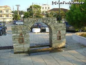 [P03] Limenas, Thassos - faleza, fragment din portul antic » foto by biancuta
 - 
<span class="allrVoted glyphicon glyphicon-heart hidden" id="av525450"></span>
<a class="m-l-10 hidden" id="sv525450" onclick="voting_Foto_DelVot(,525450,17584)" role="button">șterge vot <span class="glyphicon glyphicon-remove"></span></a>
<a id="v9525450" class=" c-red"  onclick="voting_Foto_SetVot(525450)" role="button"><span class="glyphicon glyphicon-heart-empty"></span> <b>LIKE</b> = Votează poza</a> <img class="hidden"  id="f525450W9" src="/imagini/loader.gif" border="0" /><span class="AjErrMes hidden" id="e525450ErM"></span>