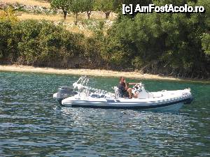 [P03] Paznicii familiei Ribolovlev » foto by vlado2
 - 
<span class="allrVoted glyphicon glyphicon-heart hidden" id="av467434"></span>
<a class="m-l-10 hidden" id="sv467434" onclick="voting_Foto_DelVot(,467434,17593)" role="button">șterge vot <span class="glyphicon glyphicon-remove"></span></a>
<a id="v9467434" class=" c-red"  onclick="voting_Foto_SetVot(467434)" role="button"><span class="glyphicon glyphicon-heart-empty"></span> <b>LIKE</b> = Votează poza</a> <img class="hidden"  id="f467434W9" src="/imagini/loader.gif" border="0" /><span class="AjErrMes hidden" id="e467434ErM"></span>