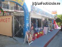 [P12] 'La pas prin Kalamaki' / Merlis mini-market de pe 'Old street' » foto by dorgo
 - 
<span class="allrVoted glyphicon glyphicon-heart hidden" id="av362102"></span>
<a class="m-l-10 hidden" id="sv362102" onclick="voting_Foto_DelVot(,362102,17605)" role="button">șterge vot <span class="glyphicon glyphicon-remove"></span></a>
<a id="v9362102" class=" c-red"  onclick="voting_Foto_SetVot(362102)" role="button"><span class="glyphicon glyphicon-heart-empty"></span> <b>LIKE</b> = Votează poza</a> <img class="hidden"  id="f362102W9" src="/imagini/loader.gif" border="0" /><span class="AjErrMes hidden" id="e362102ErM"></span>