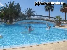 [P19] 'La pas prin Kalamaki' / Piscina aparthotelului Merlis Studios » foto by dorgo
 - 
<span class="allrVoted glyphicon glyphicon-heart hidden" id="av362116"></span>
<a class="m-l-10 hidden" id="sv362116" onclick="voting_Foto_DelVot(,362116,17605)" role="button">șterge vot <span class="glyphicon glyphicon-remove"></span></a>
<a id="v9362116" class=" c-red"  onclick="voting_Foto_SetVot(362116)" role="button"><span class="glyphicon glyphicon-heart-empty"></span> <b>LIKE</b> = Votează poza</a> <img class="hidden"  id="f362116W9" src="/imagini/loader.gif" border="0" /><span class="AjErrMes hidden" id="e362116ErM"></span>