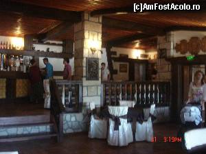[P35] In restaurant, la micul-dejun » foto by crismis
 - 
<span class="allrVoted glyphicon glyphicon-heart hidden" id="av574170"></span>
<a class="m-l-10 hidden" id="sv574170" onclick="voting_Foto_DelVot(,574170,17717)" role="button">șterge vot <span class="glyphicon glyphicon-remove"></span></a>
<a id="v9574170" class=" c-red"  onclick="voting_Foto_SetVot(574170)" role="button"><span class="glyphicon glyphicon-heart-empty"></span> <b>LIKE</b> = Votează poza</a> <img class="hidden"  id="f574170W9" src="/imagini/loader.gif" border="0" /><span class="AjErrMes hidden" id="e574170ErM"></span>