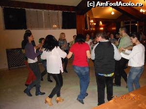 [P31] Întâlnirea AFA 2015 - Hora românească.  » foto by iulianic
 - 
<span class="allrVoted glyphicon glyphicon-heart hidden" id="av605867"></span>
<a class="m-l-10 hidden" id="sv605867" onclick="voting_Foto_DelVot(,605867,17815)" role="button">șterge vot <span class="glyphicon glyphicon-remove"></span></a>
<a id="v9605867" class=" c-red"  onclick="voting_Foto_SetVot(605867)" role="button"><span class="glyphicon glyphicon-heart-empty"></span> <b>LIKE</b> = Votează poza</a> <img class="hidden"  id="f605867W9" src="/imagini/loader.gif" border="0" /><span class="AjErrMes hidden" id="e605867ErM"></span>