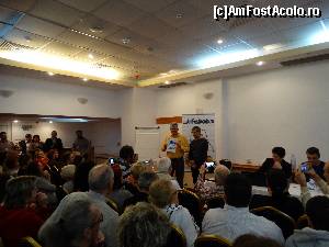 [P49] Festivitatea de premiere - Marocanu21 » foto by vega06
 - 
<span class="allrVoted glyphicon glyphicon-heart hidden" id="av606372"></span>
<a class="m-l-10 hidden" id="sv606372" onclick="voting_Foto_DelVot(,606372,17815)" role="button">șterge vot <span class="glyphicon glyphicon-remove"></span></a>
<a id="v9606372" class=" c-red"  onclick="voting_Foto_SetVot(606372)" role="button"><span class="glyphicon glyphicon-heart-empty"></span> <b>LIKE</b> = Votează poza</a> <img class="hidden"  id="f606372W9" src="/imagini/loader.gif" border="0" /><span class="AjErrMes hidden" id="e606372ErM"></span>