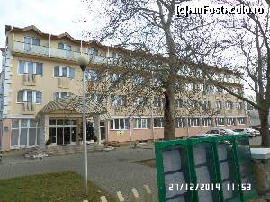 P01 [DEC-2014] Hotelul