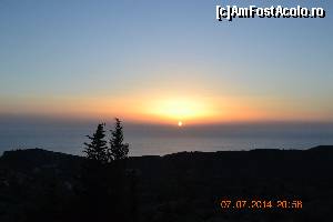 [P12] Superbul apus vazut de la Villa Green » foto by Lil
 - 
<span class="allrVoted glyphicon glyphicon-heart hidden" id="av585921"></span>
<a class="m-l-10 hidden" id="sv585921" onclick="voting_Foto_DelVot(,585921,17898)" role="button">șterge vot <span class="glyphicon glyphicon-remove"></span></a>
<a id="v9585921" class=" c-red"  onclick="voting_Foto_SetVot(585921)" role="button"><span class="glyphicon glyphicon-heart-empty"></span> <b>LIKE</b> = Votează poza</a> <img class="hidden"  id="f585921W9" src="/imagini/loader.gif" border="0" /><span class="AjErrMes hidden" id="e585921ErM"></span>