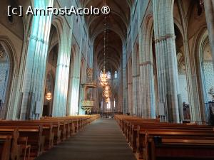 [P32] Uppsala, Catedrala, Nava centrală, Coloane imense » foto by mprofeanu
 - 
<span class="allrVoted glyphicon glyphicon-heart hidden" id="av1513408"></span>
<a class="m-l-10 hidden" id="sv1513408" onclick="voting_Foto_DelVot(,1513408,17905)" role="button">șterge vot <span class="glyphicon glyphicon-remove"></span></a>
<a id="v91513408" class=" c-red"  onclick="voting_Foto_SetVot(1513408)" role="button"><span class="glyphicon glyphicon-heart-empty"></span> <b>LIKE</b> = Votează poza</a> <img class="hidden"  id="f1513408W9" src="/imagini/loader.gif" border="0" /><span class="AjErrMes hidden" id="e1513408ErM"></span>