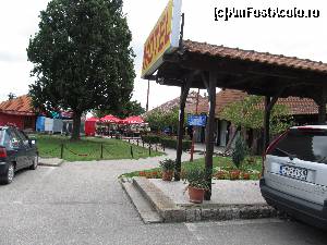 [P01] Stari Hrast Motel- intrarea la receptia motelului » foto by luciaoradea
 - 
<span class="allrVoted glyphicon glyphicon-heart hidden" id="av586733"></span>
<a class="m-l-10 hidden" id="sv586733" onclick="voting_Foto_DelVot(,586733,17909)" role="button">șterge vot <span class="glyphicon glyphicon-remove"></span></a>
<a id="v9586733" class=" c-red"  onclick="voting_Foto_SetVot(586733)" role="button"><span class="glyphicon glyphicon-heart-empty"></span> <b>LIKE</b> = Votează poza</a> <img class="hidden"  id="f586733W9" src="/imagini/loader.gif" border="0" /><span class="AjErrMes hidden" id="e586733ErM"></span>