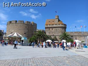 [P39] Castelul Saint-Malo » foto by Mika
 - 
<span class="allrVoted glyphicon glyphicon-heart hidden" id="av1269239"></span>
<a class="m-l-10 hidden" id="sv1269239" onclick="voting_Foto_DelVot(,1269239,17928)" role="button">șterge vot <span class="glyphicon glyphicon-remove"></span></a>
<a id="v91269239" class=" c-red"  onclick="voting_Foto_SetVot(1269239)" role="button"><span class="glyphicon glyphicon-heart-empty"></span> <b>LIKE</b> = Votează poza</a> <img class="hidden"  id="f1269239W9" src="/imagini/loader.gif" border="0" /><span class="AjErrMes hidden" id="e1269239ErM"></span>