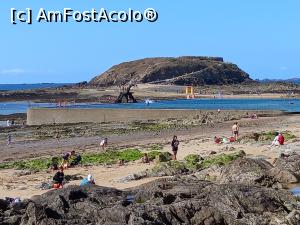 [P43] La reflux se poate trece de  pe  Plage du Mole pe Plage de Bon Secours. Acum dse vede clar piscina » foto by Mika
 - 
<span class="allrVoted glyphicon glyphicon-heart hidden" id="av1269243"></span>
<a class="m-l-10 hidden" id="sv1269243" onclick="voting_Foto_DelVot(,1269243,17928)" role="button">șterge vot <span class="glyphicon glyphicon-remove"></span></a>
<a id="v91269243" class=" c-red"  onclick="voting_Foto_SetVot(1269243)" role="button"><span class="glyphicon glyphicon-heart-empty"></span> <b>LIKE</b> = Votează poza</a> <img class="hidden"  id="f1269243W9" src="/imagini/loader.gif" border="0" /><span class="AjErrMes hidden" id="e1269243ErM"></span>