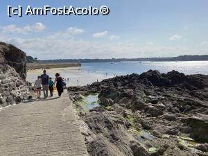 [P44] La reflux se poate trece de pe Plage du Mole pe Plage de Bon Secours » foto by Mika
 - 
<span class="allrVoted glyphicon glyphicon-heart hidden" id="av1269244"></span>
<a class="m-l-10 hidden" id="sv1269244" onclick="voting_Foto_DelVot(,1269244,17928)" role="button">șterge vot <span class="glyphicon glyphicon-remove"></span></a>
<a id="v91269244" class=" c-red"  onclick="voting_Foto_SetVot(1269244)" role="button"><span class="glyphicon glyphicon-heart-empty"></span> <b>LIKE</b> = Votează poza</a> <img class="hidden"  id="f1269244W9" src="/imagini/loader.gif" border="0" /><span class="AjErrMes hidden" id="e1269244ErM"></span>