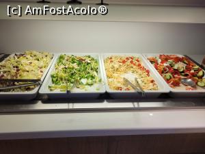 [P14] Salate la masa de seara » foto by handy24us
 - 
<span class="allrVoted glyphicon glyphicon-heart hidden" id="av1311733"></span>
<a class="m-l-10 hidden" id="sv1311733" onclick="voting_Foto_DelVot(,1311733,17934)" role="button">șterge vot <span class="glyphicon glyphicon-remove"></span></a>
<a id="v91311733" class=" c-red"  onclick="voting_Foto_SetVot(1311733)" role="button"><span class="glyphicon glyphicon-heart-empty"></span> <b>LIKE</b> = Votează poza</a> <img class="hidden"  id="f1311733W9" src="/imagini/loader.gif" border="0" /><span class="AjErrMes hidden" id="e1311733ErM"></span>